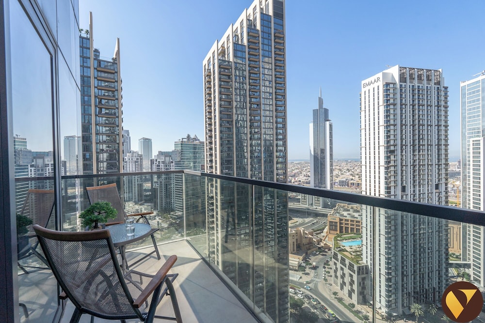 30th Floor Near Burj Khailfa Dubai Mal