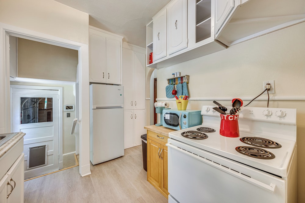 1 Mi to Riverwalk: Home w/ Fenced Yard in Pueblo