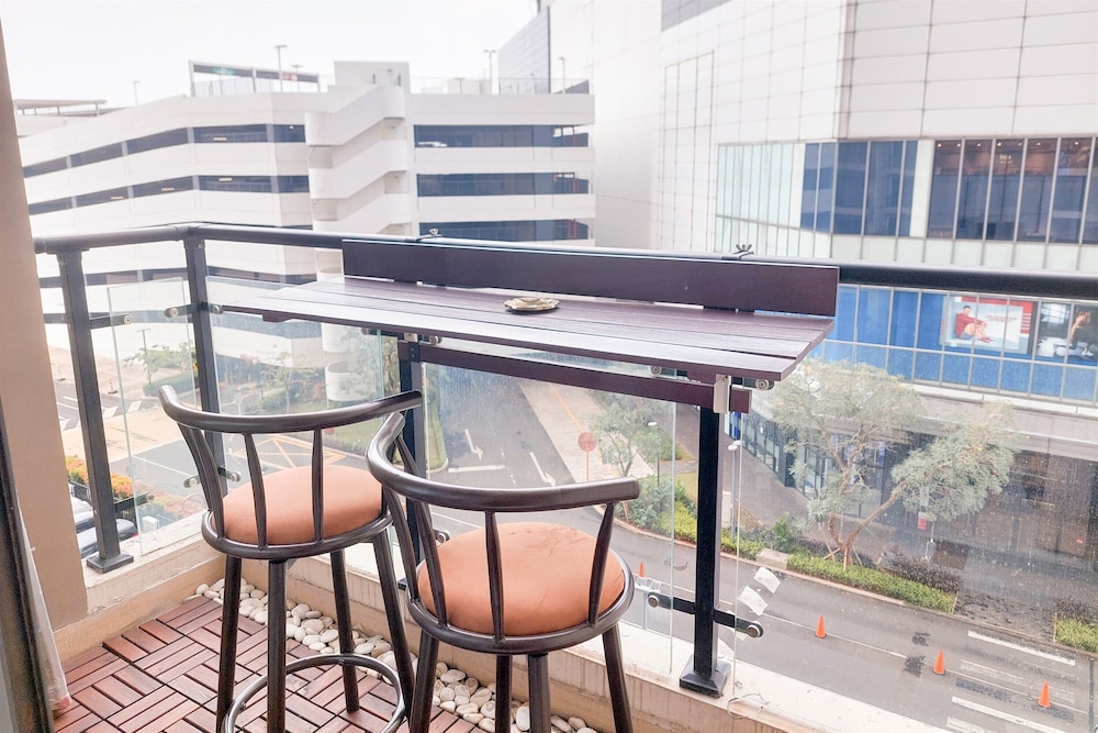 Elegant And Spacious 3Br At Sky House Bsd Apartment