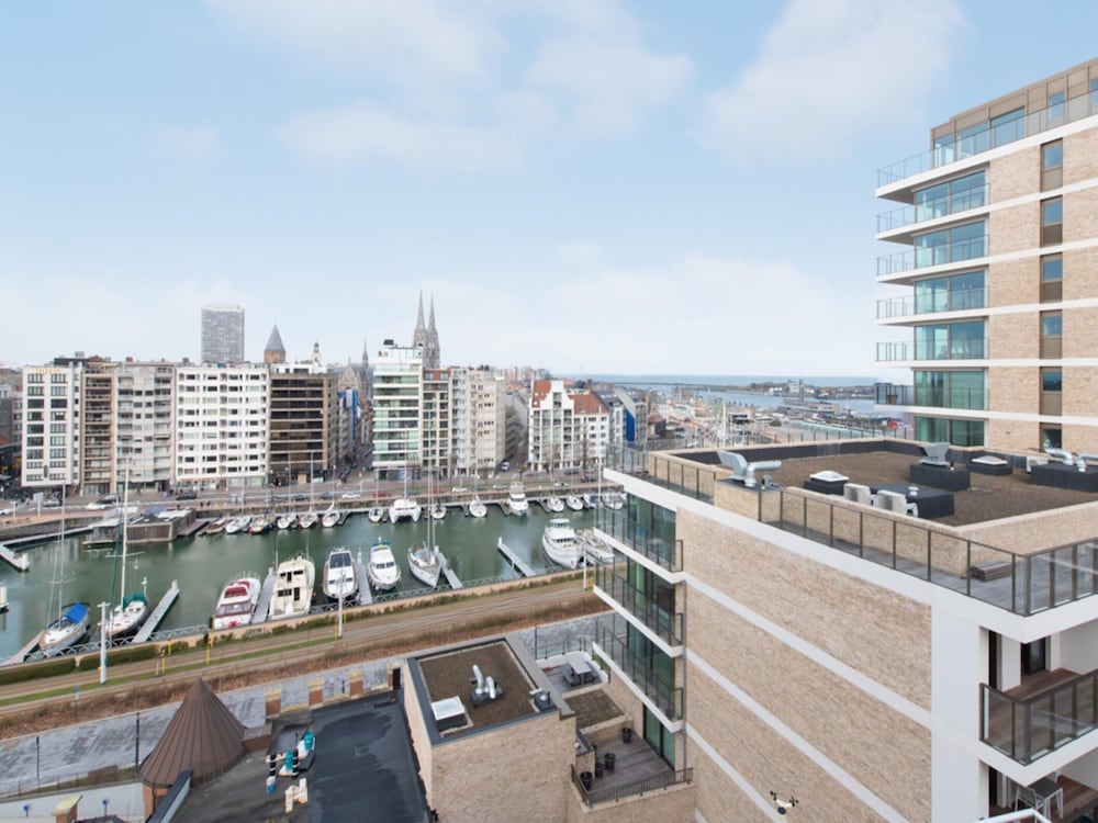 Beautiful Apartment With a View of the Marina