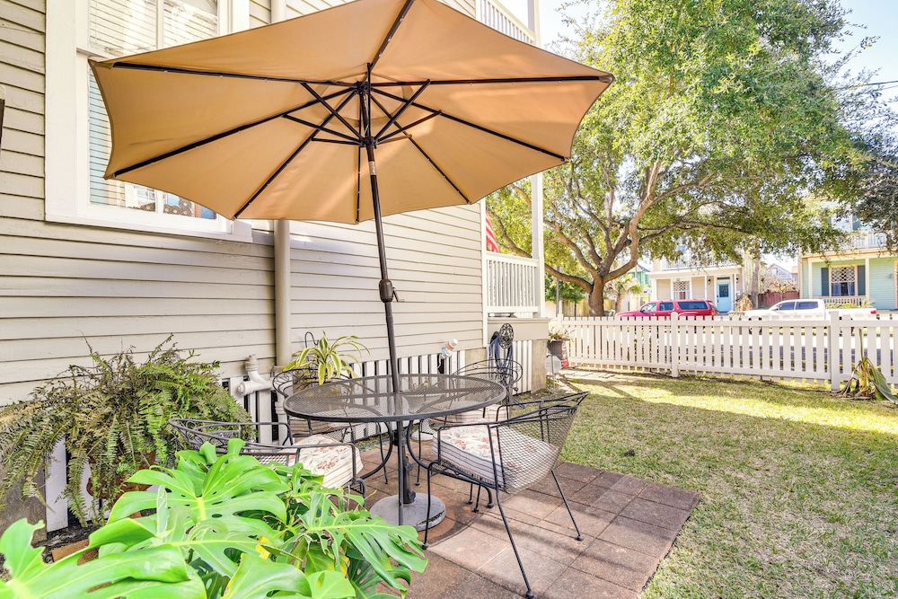 Walk to the Strand: Hideaway Haven Retreat