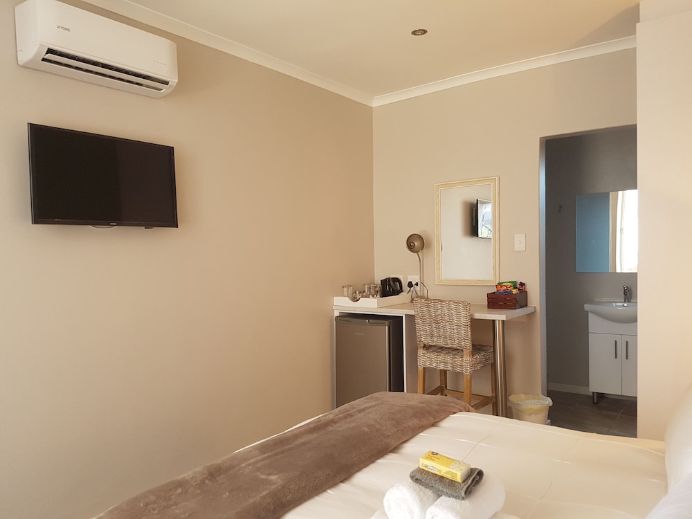 Melkbosch Guesthouse