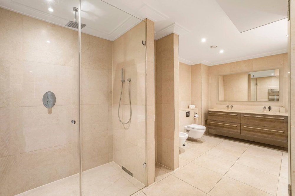 Ultra Luxury Mayfair Home Park Lane Location