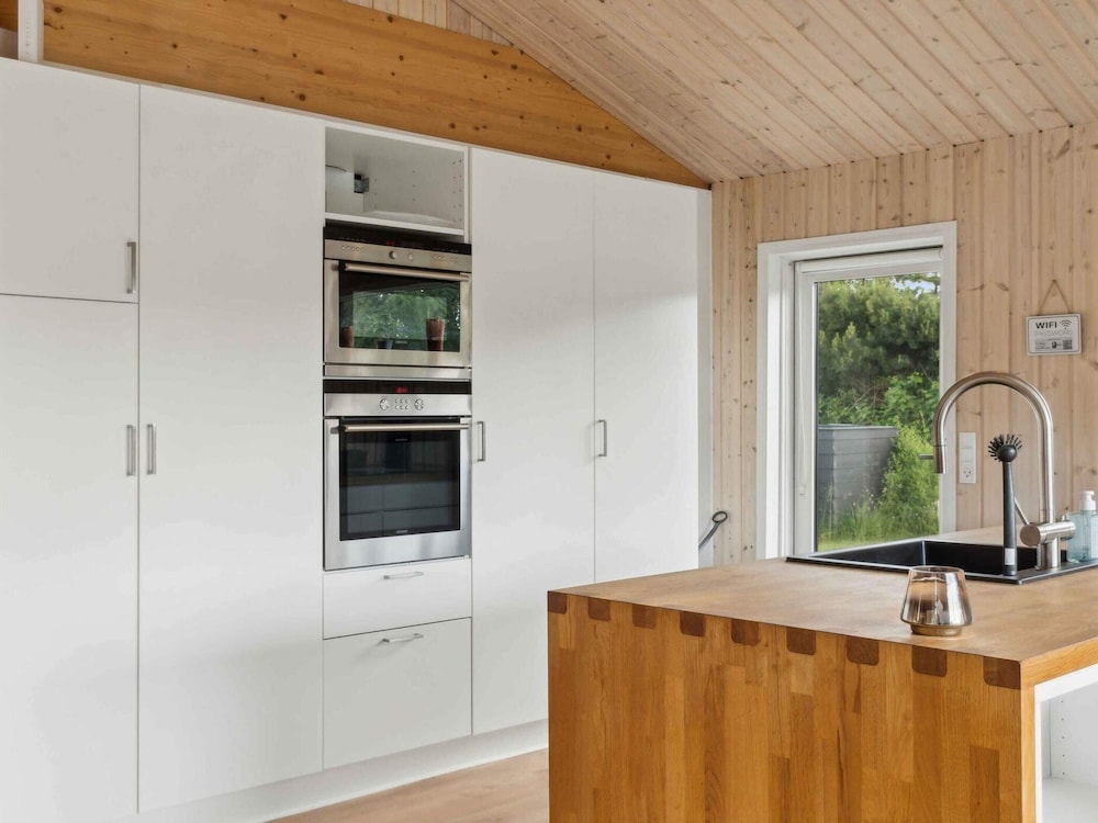 5 Star Holiday Home in Vaeggerlose