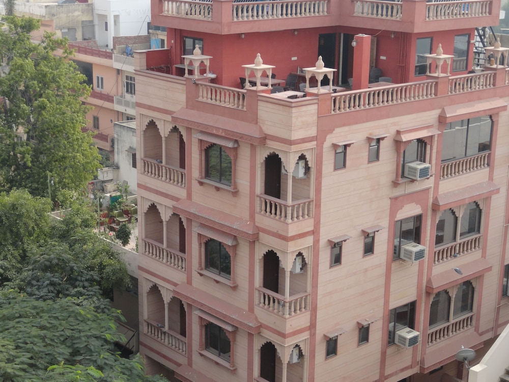 Hotel Miraya