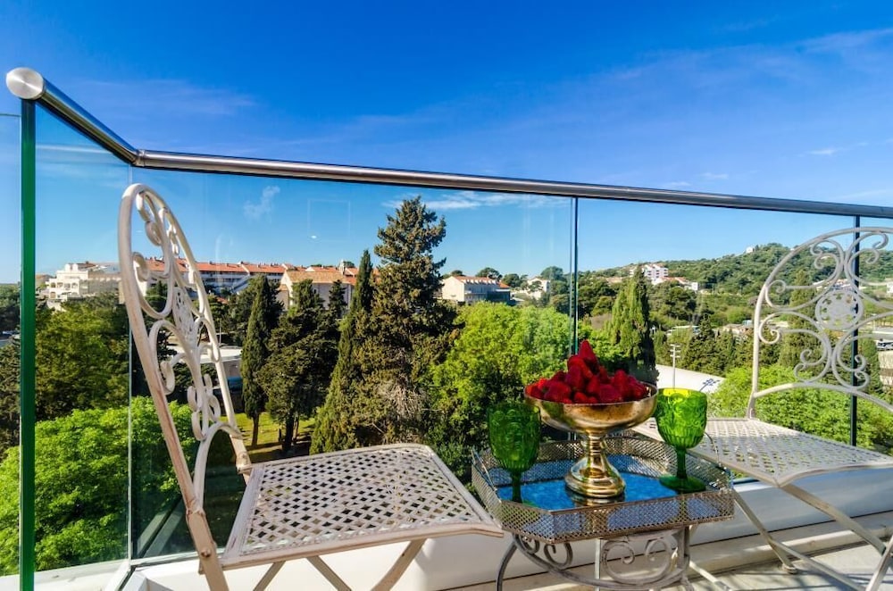 Apartment Magellan Four