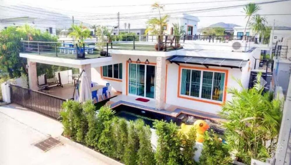 Panbuddee Pool Villa