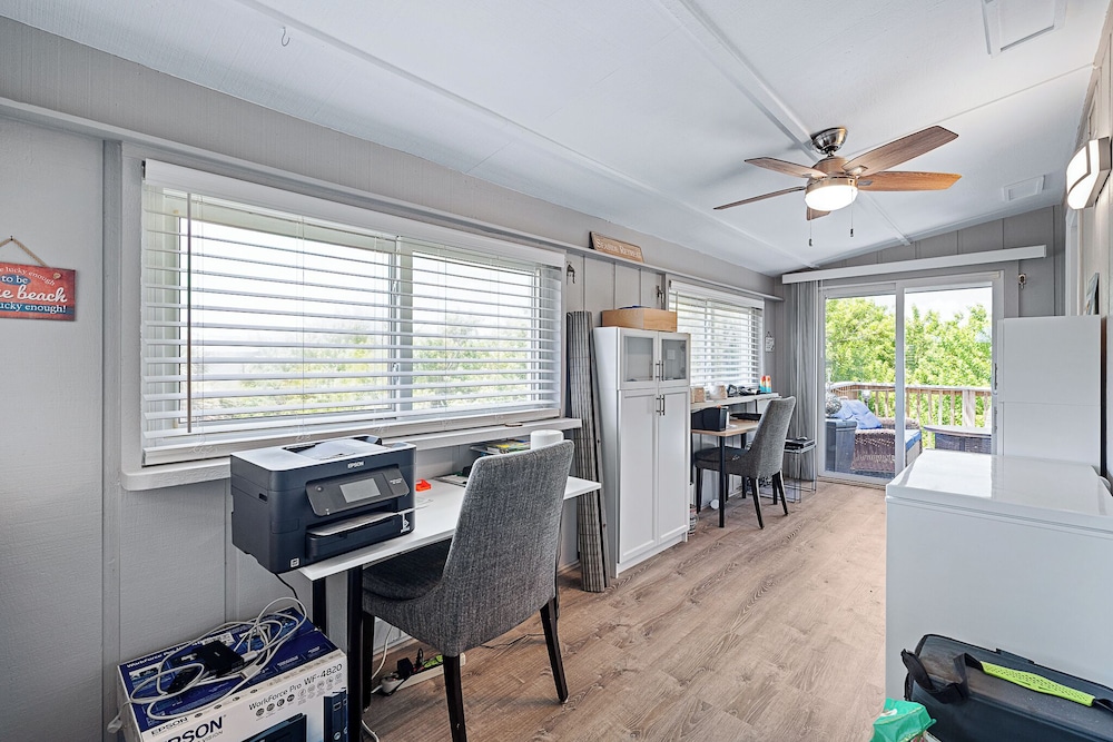 4BR Beach House Spacious Steps From Sand