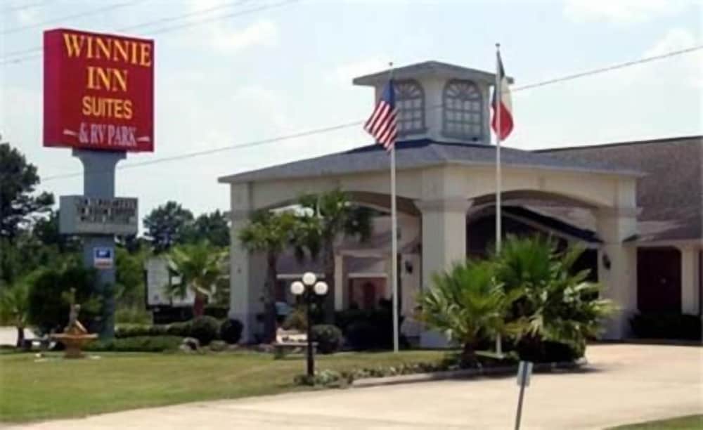 Winnie Inn Suites & RV Park