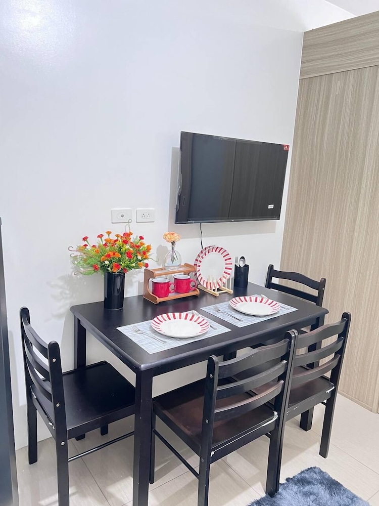 SHORE 1 RESIDENCES