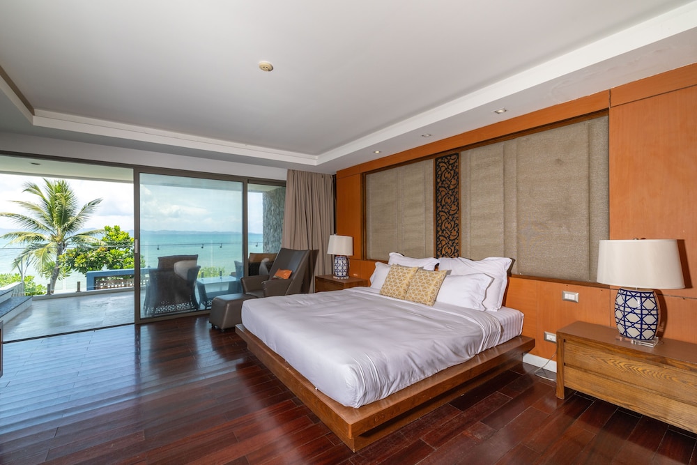 Phuket Moonlit Bay Seaview Resort&Spa
