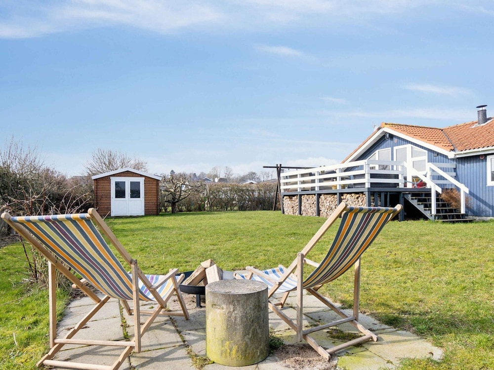 5 Star Holiday Home in Ronde