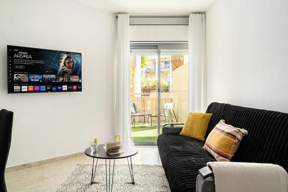 Royal Park Resort Apt 62 by Sea N' Rent