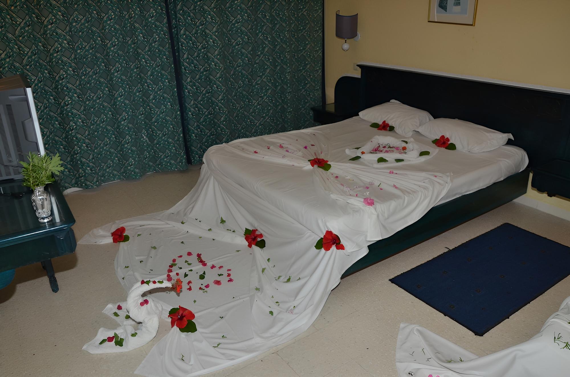 Hotel Topkapi Beach