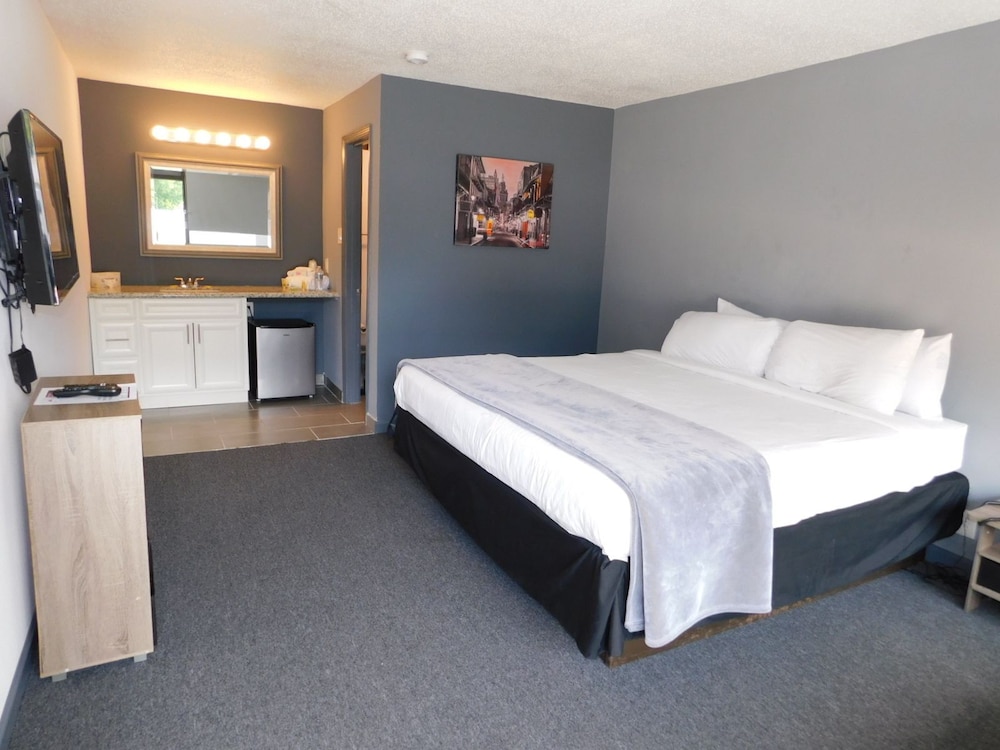 Ramada by Wyndham New Orleans