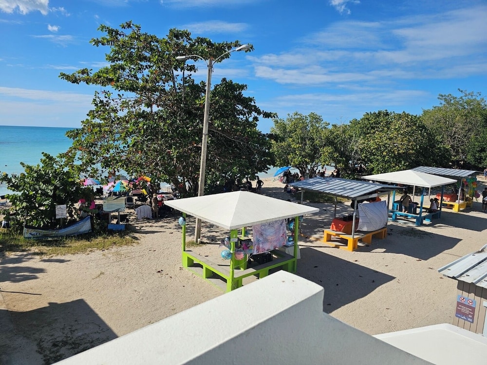 Buye Apartments