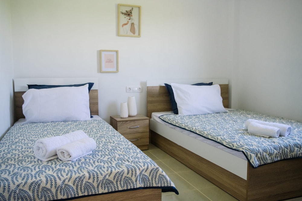 Sunset Sea View Cottage in Chalkidiki s Oasis