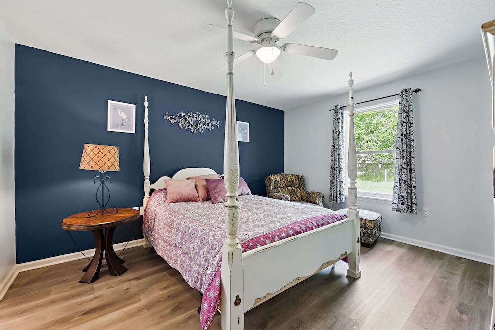 Ocean Blue Haven - Stay for 6!