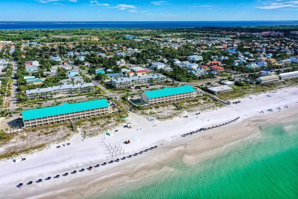 Grand Caribbean East 313