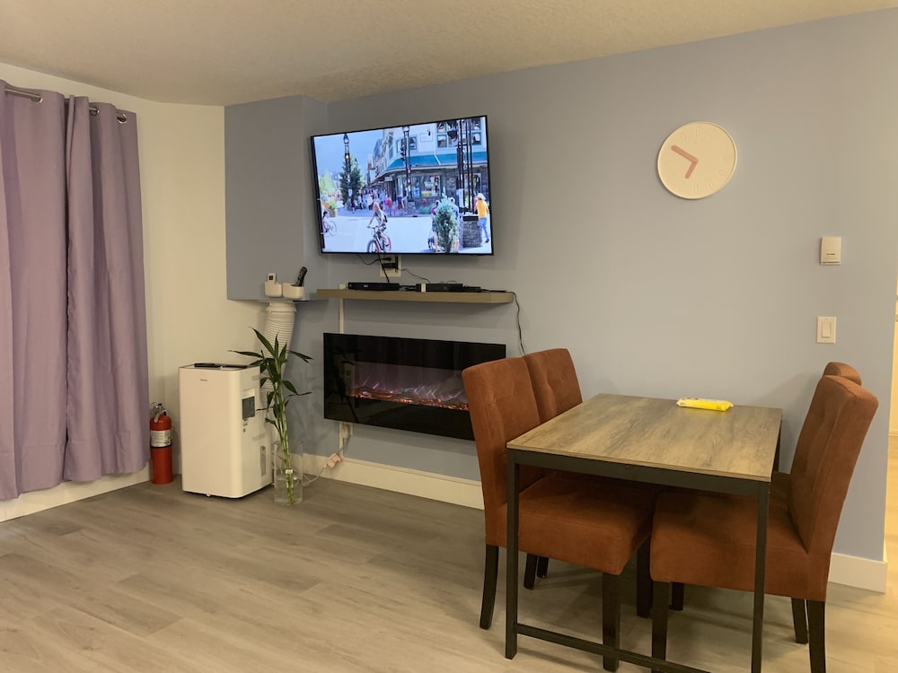 Luxurious One Bedroom Suite WindTower - Image 4