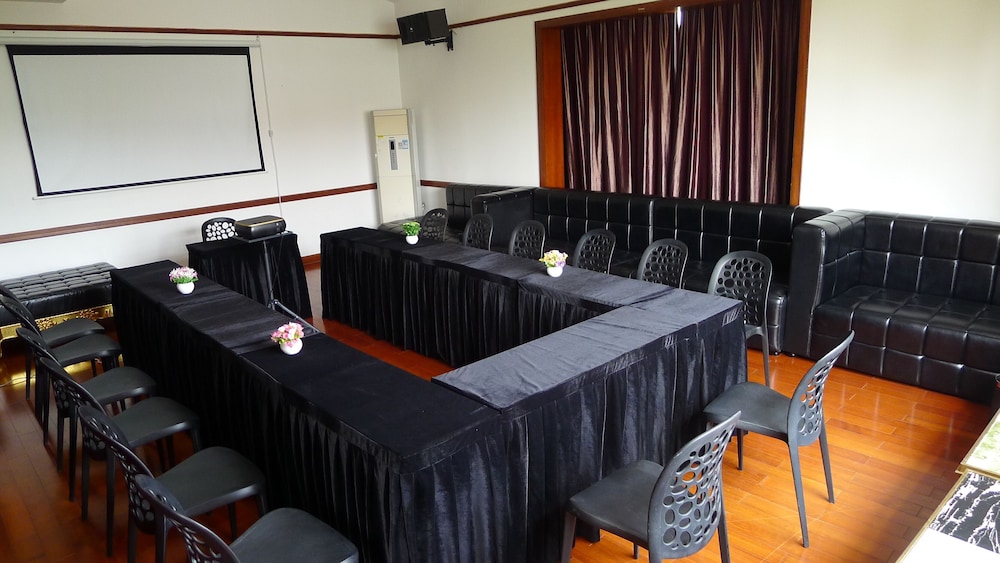 Milake Holiday Villa