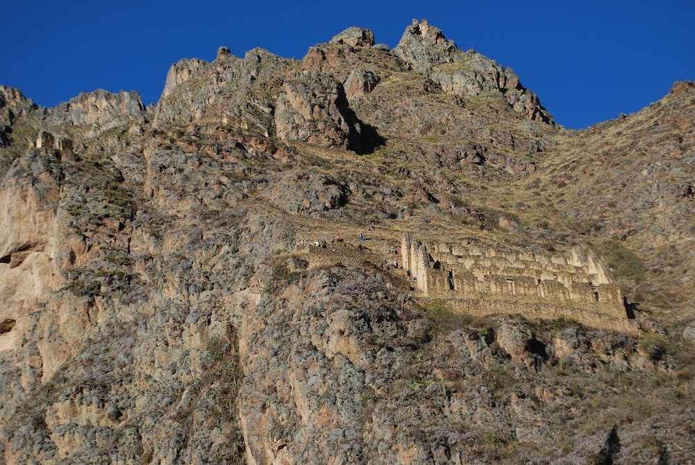 Kiswar Lodge