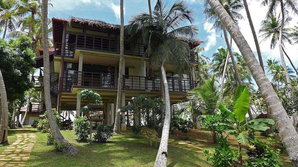 Hotel Seven Turtles Resort - Image 1