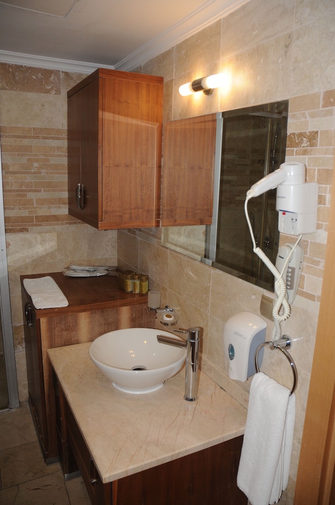 Photo 42
