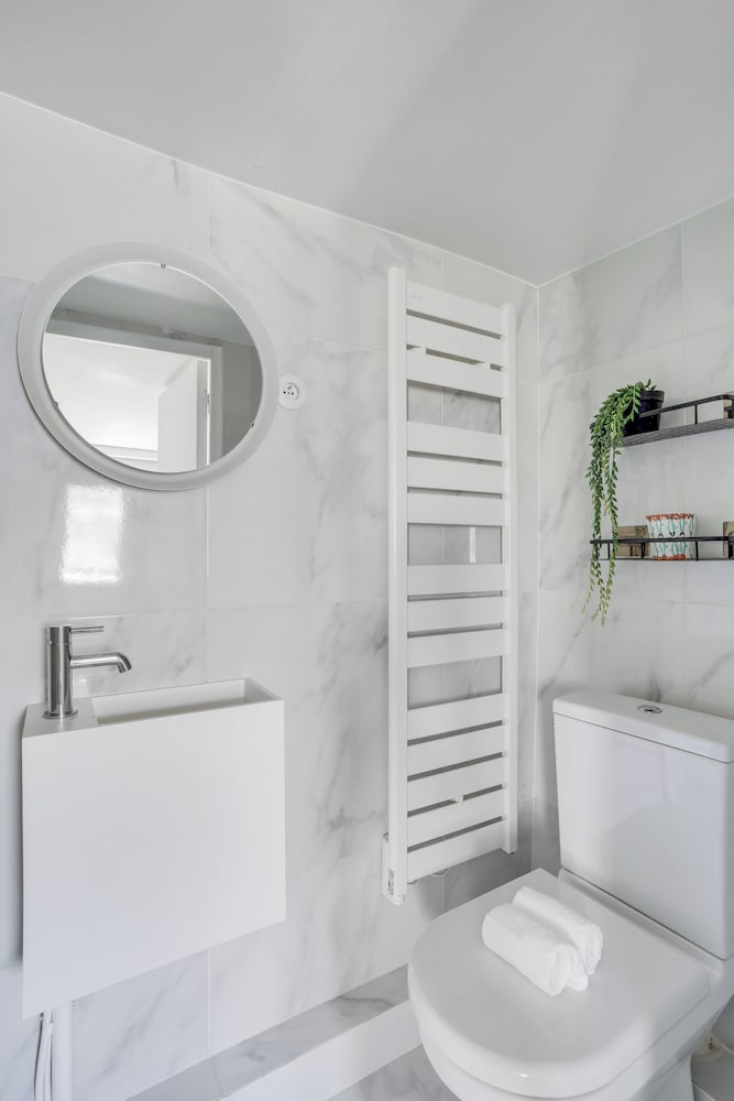 Cozy 1BR Flat in the Heart of République