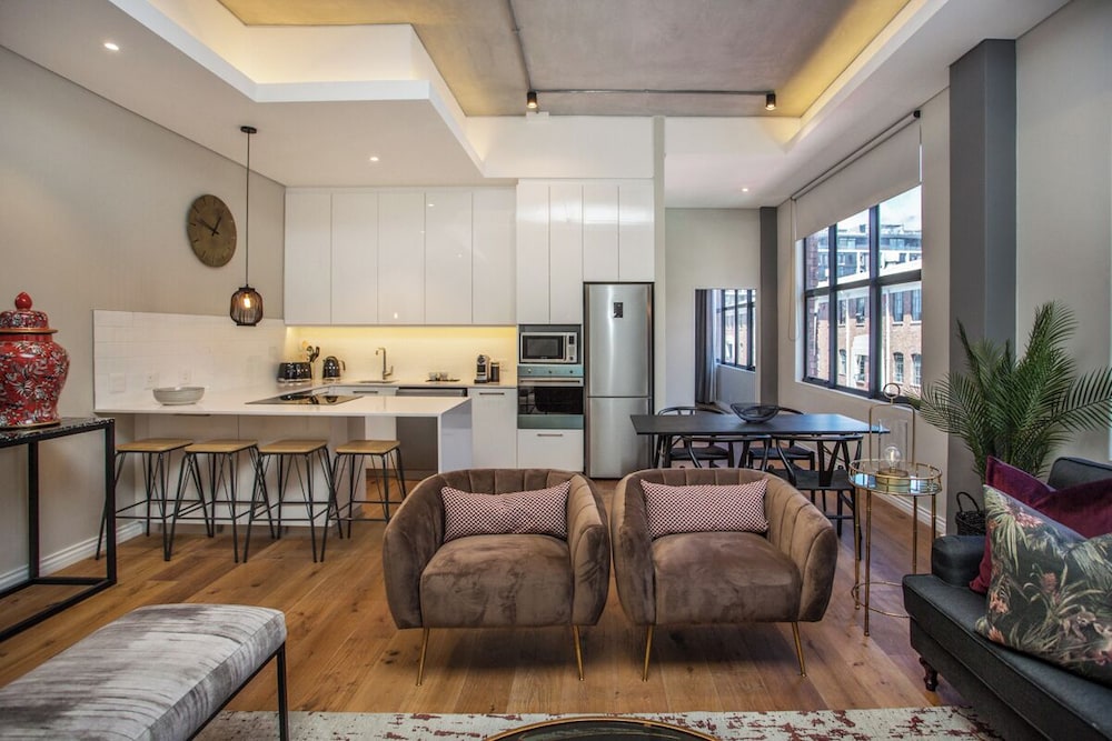 Docklands Deluxe Apartments by ITC Hospitality