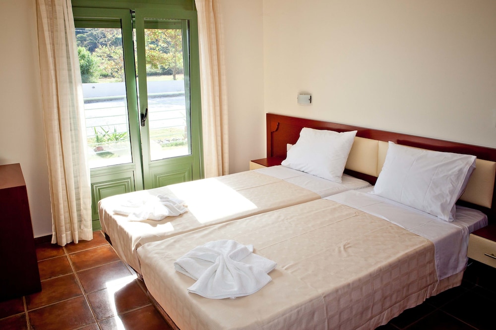 Aselinos Suites