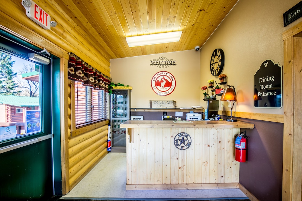 Big Sky Vacations - Sportsmans Lodge - Property Image 2