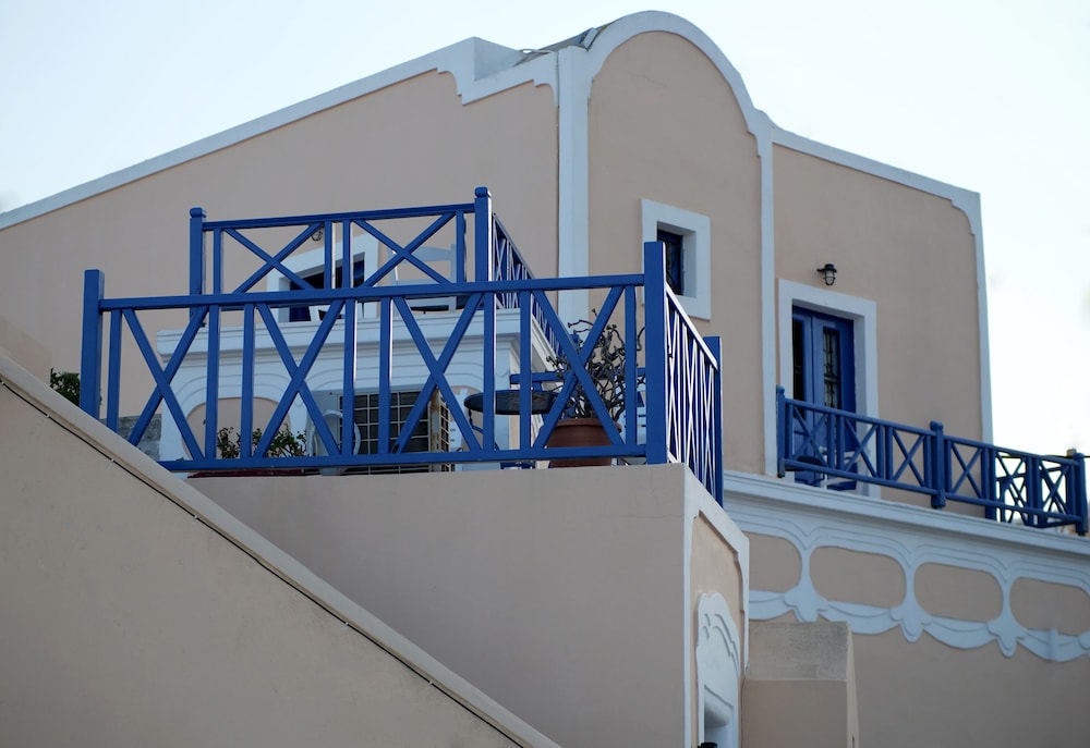 Kykladonisia Traditional Settlement