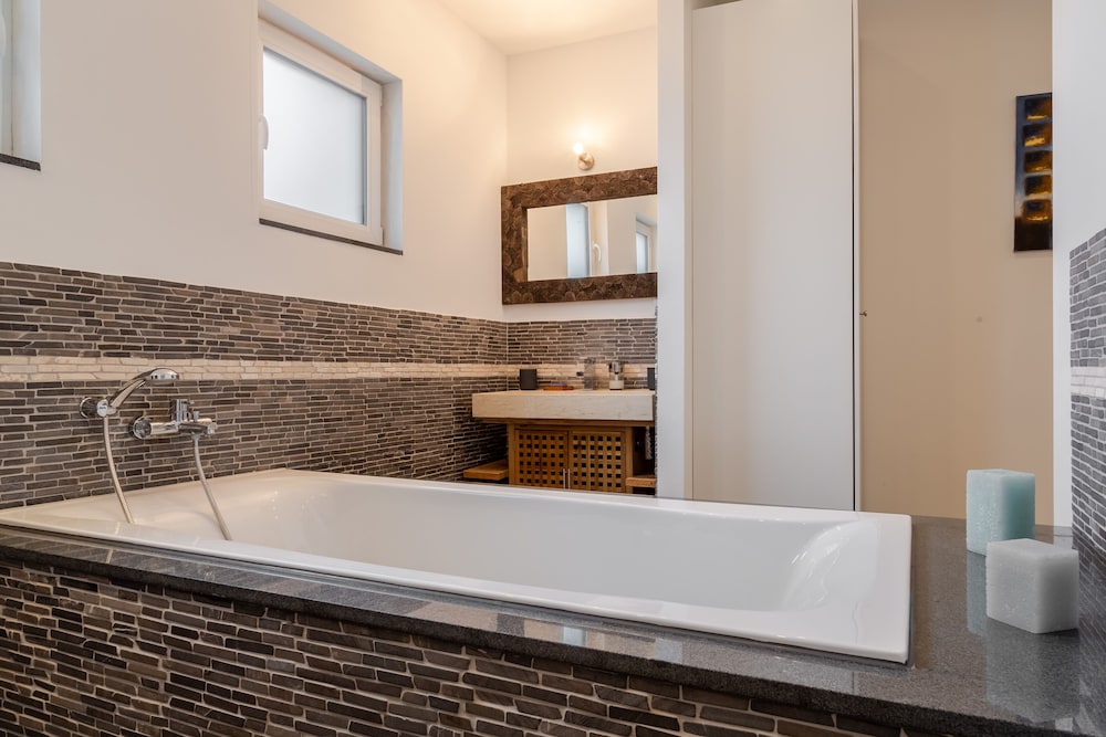 Guesthouse Loft en Meerbusch — bathroom