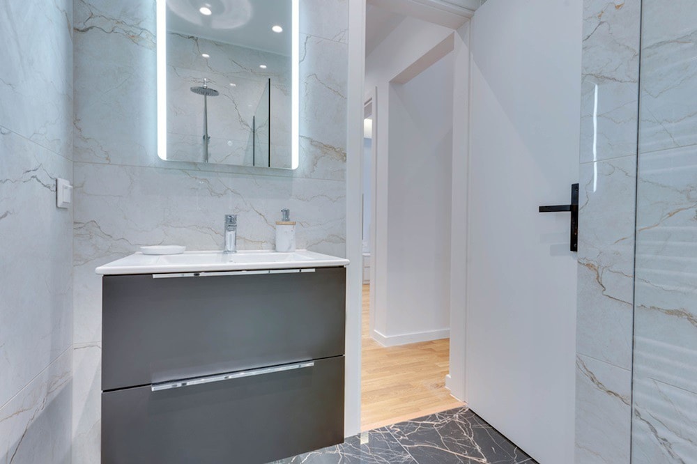 Elegant Flat 5 Walk to Metro Panormou