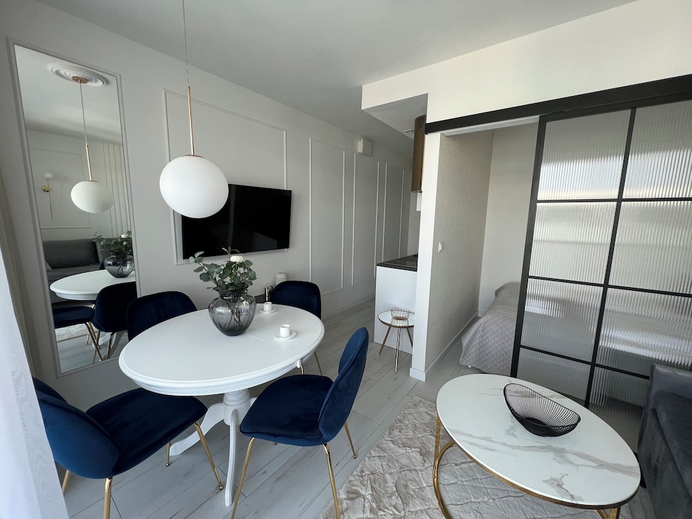 Apartament Glamour z basenem - 365PAM