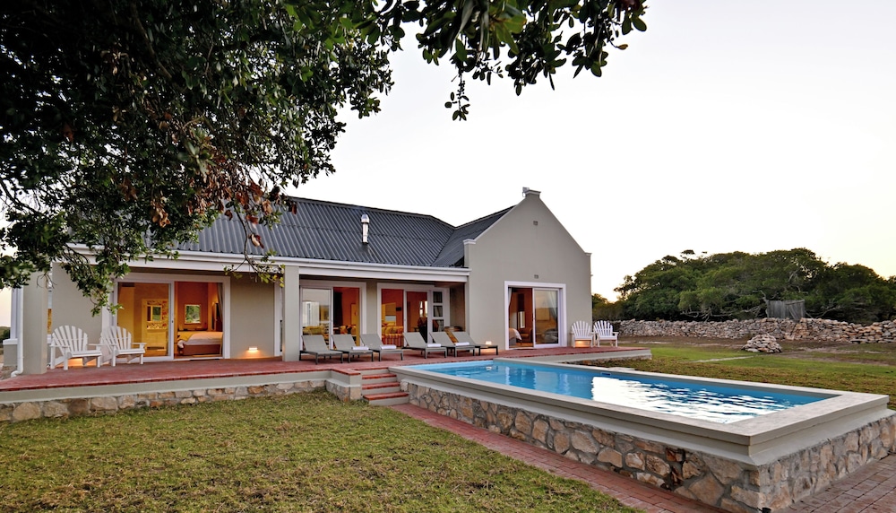 De Hoop Villa