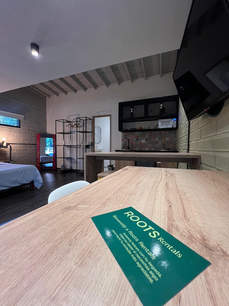 Frontera by Roots Rentals