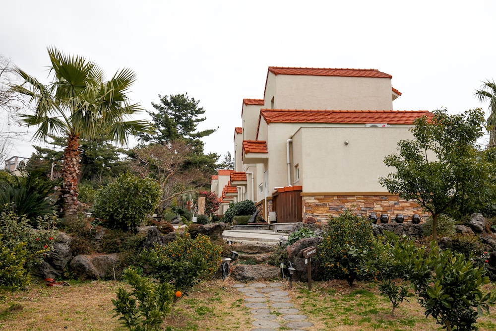 Memory In Jeju Pension