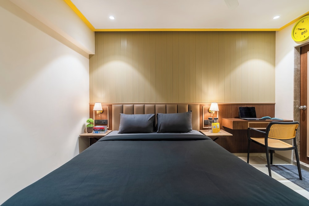 The Hosteller Mumbai, International Airport