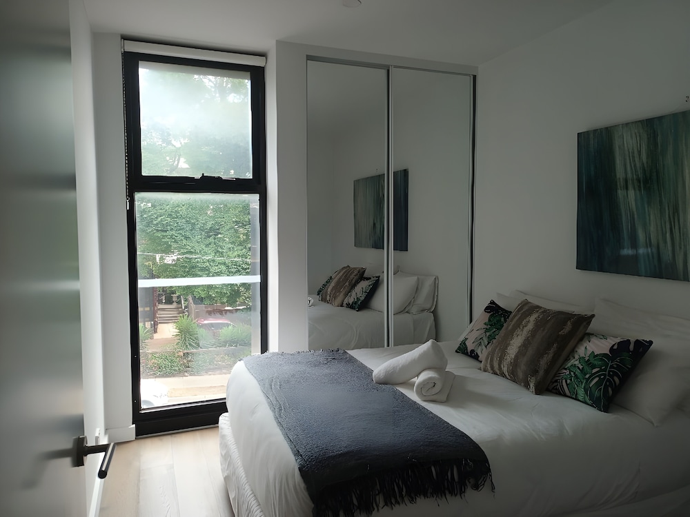Mega Style Apartments - The Marc