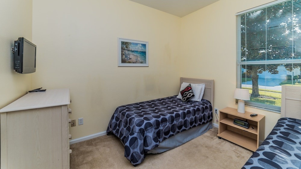 Windsor Palms Resort 4 Bedroom Home+ Game Room 4 Home
