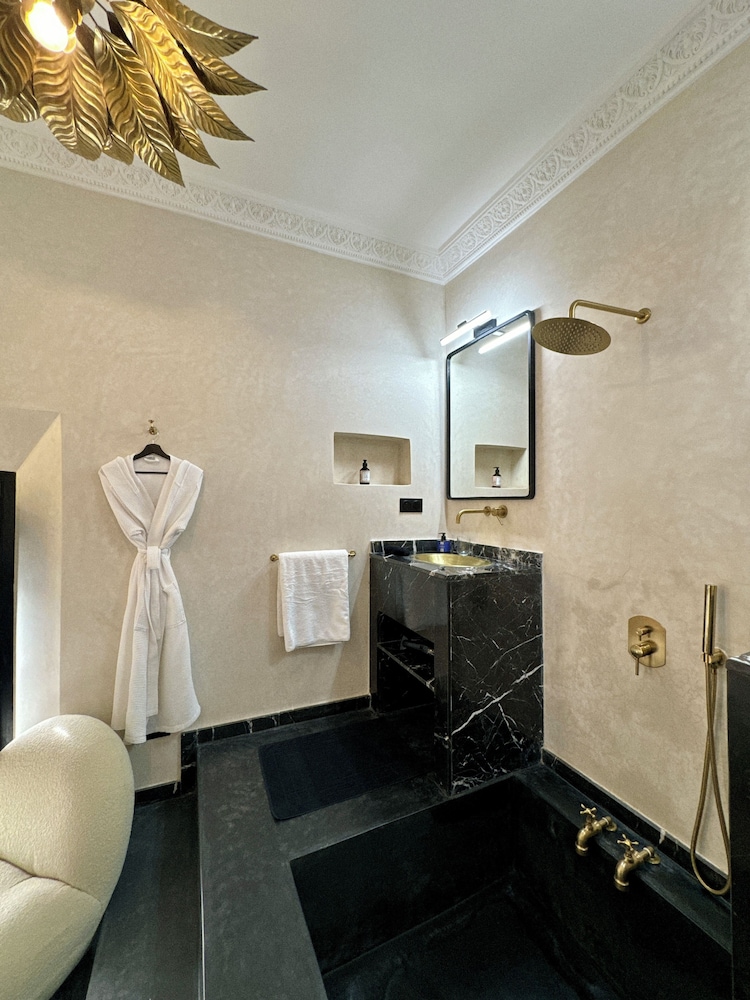Riad LallaBaya