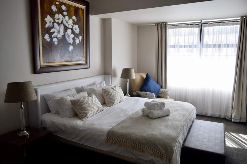 Stunning Modern Apartment in the Heart of Holborn