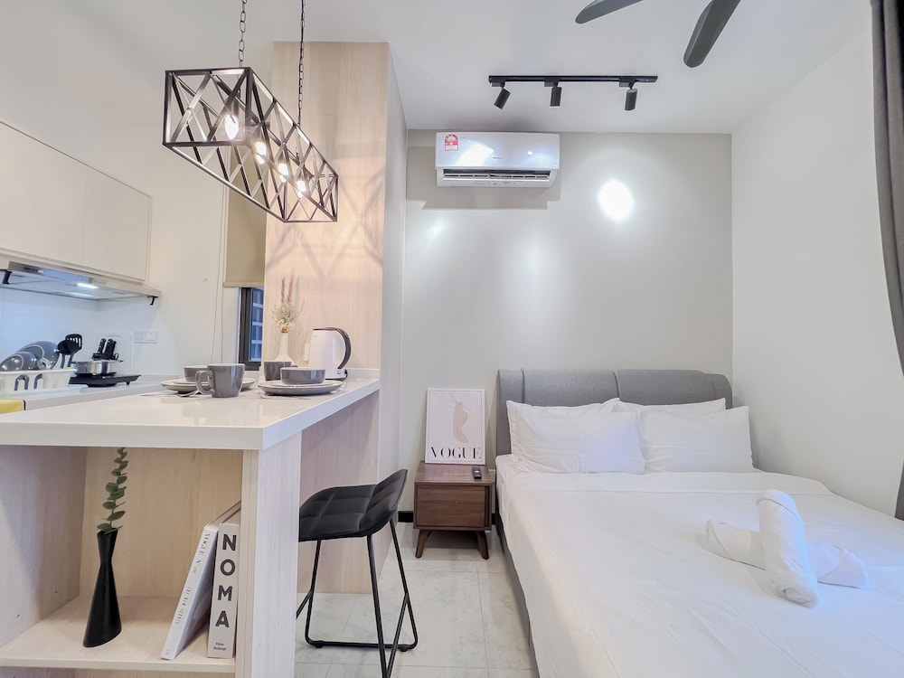 Neu Suites by Manhattan Group