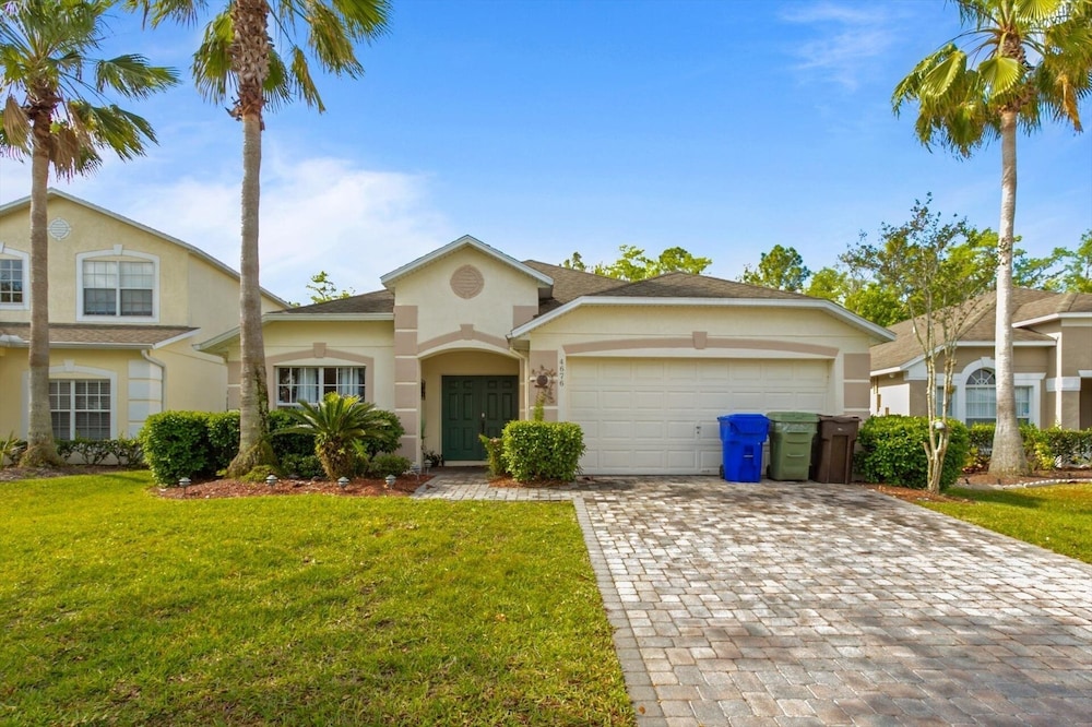 4 Bedroom Private Pool+Spa Home 8 Miles to Disney 4 Home