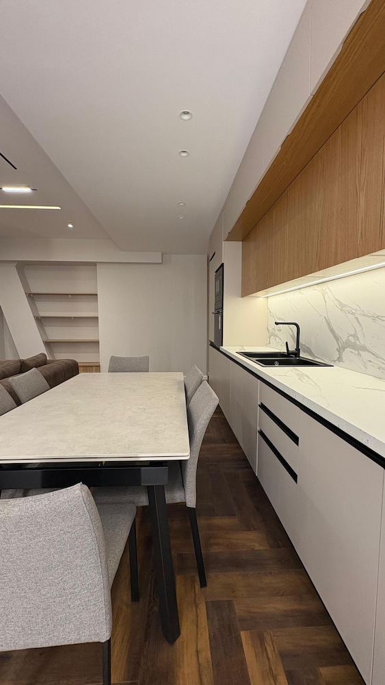 Blue Boutique Apartments 3