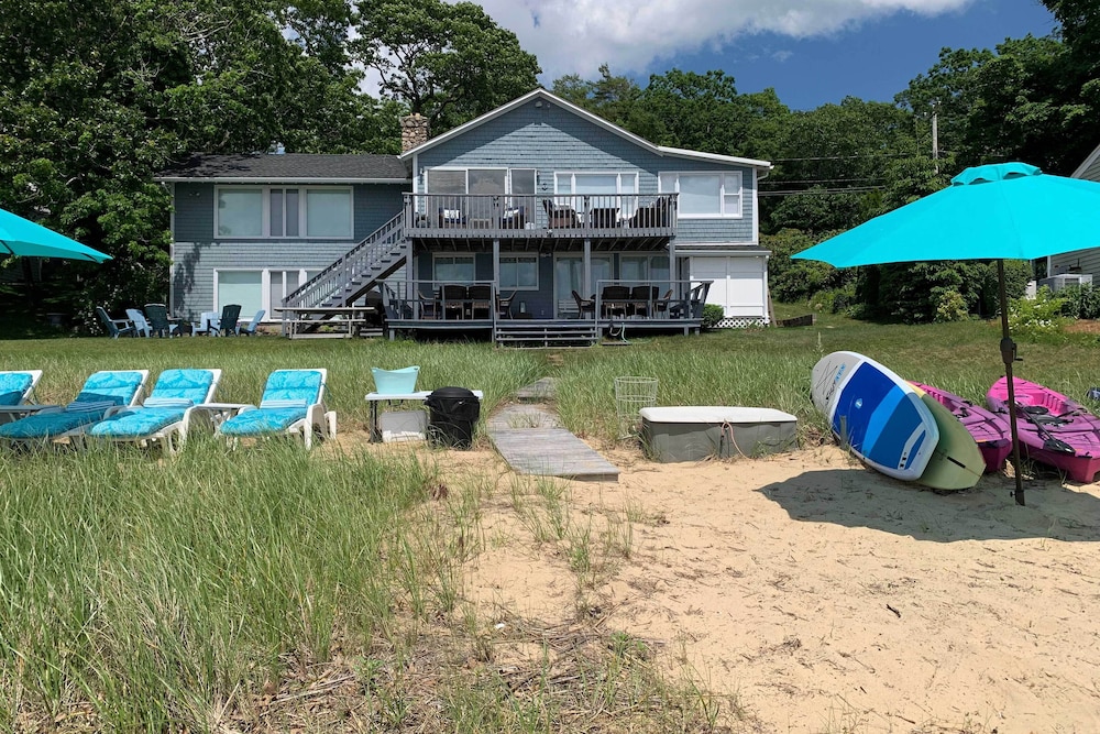 Bayfront Wareham Retreat w/ Private Beach!