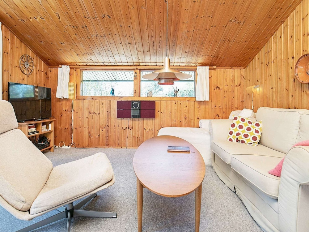 Vintage Holiday Home in Jutland near Child Friendly Beach view 5