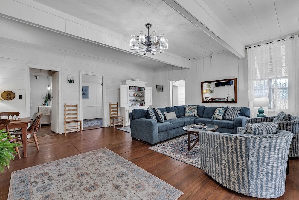 Lachicotte Vacation Rentals